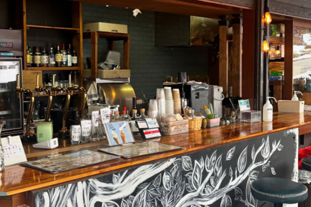 ツガベース・岩岳ロックス